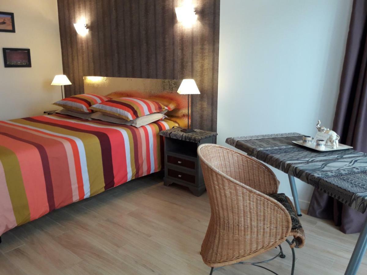 La Passacaille Bed & Breakfast Grosrouvre Dış mekan fotoğraf